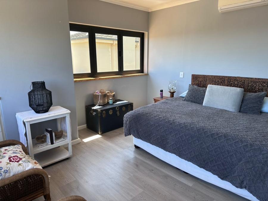 To Let 5 Bedroom Property for Rent in Rome Glen Western Cape